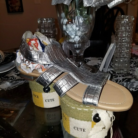 Shoes - Picture 1 of 1